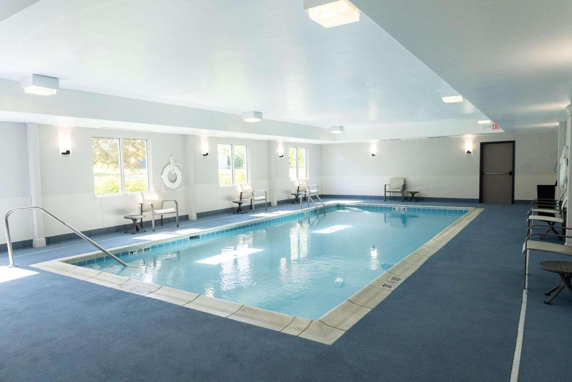 Country Inn & Suites By Radisson, Elizabethtown, Ky Eksteriør billede